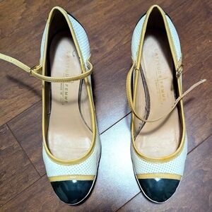 Chic Yellow and Green Flats